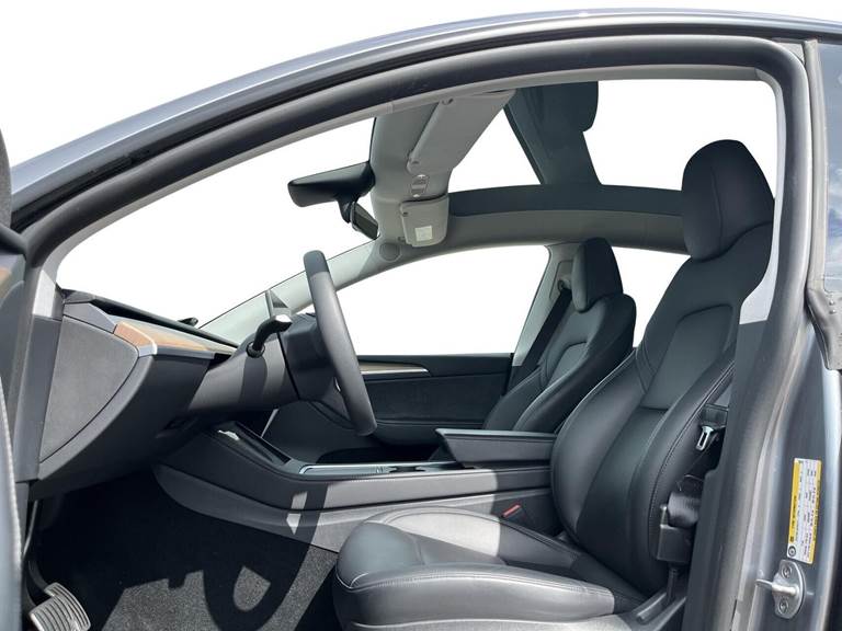Tesla Model Y Performance AWD