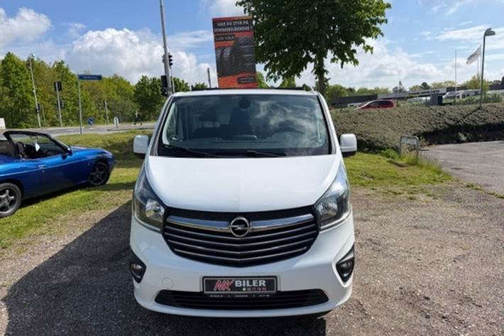 undefined Opel Vivaro fra 2015