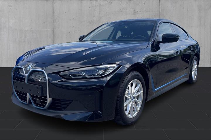 undefined BMW i4 fra 2022 set udefra