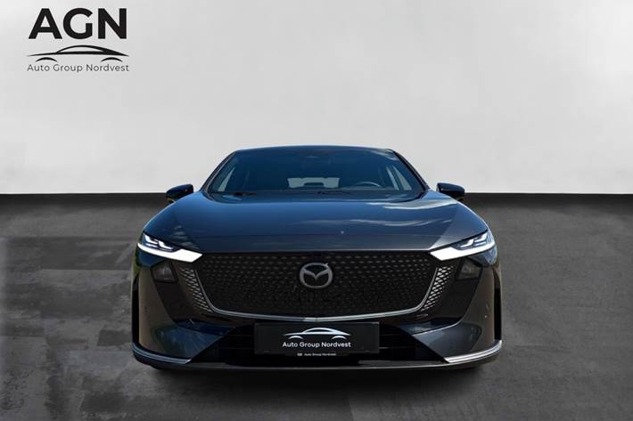 Grå Mazda 6e fra 2026