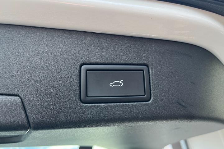 Hvid VW ID.5 fra 2025