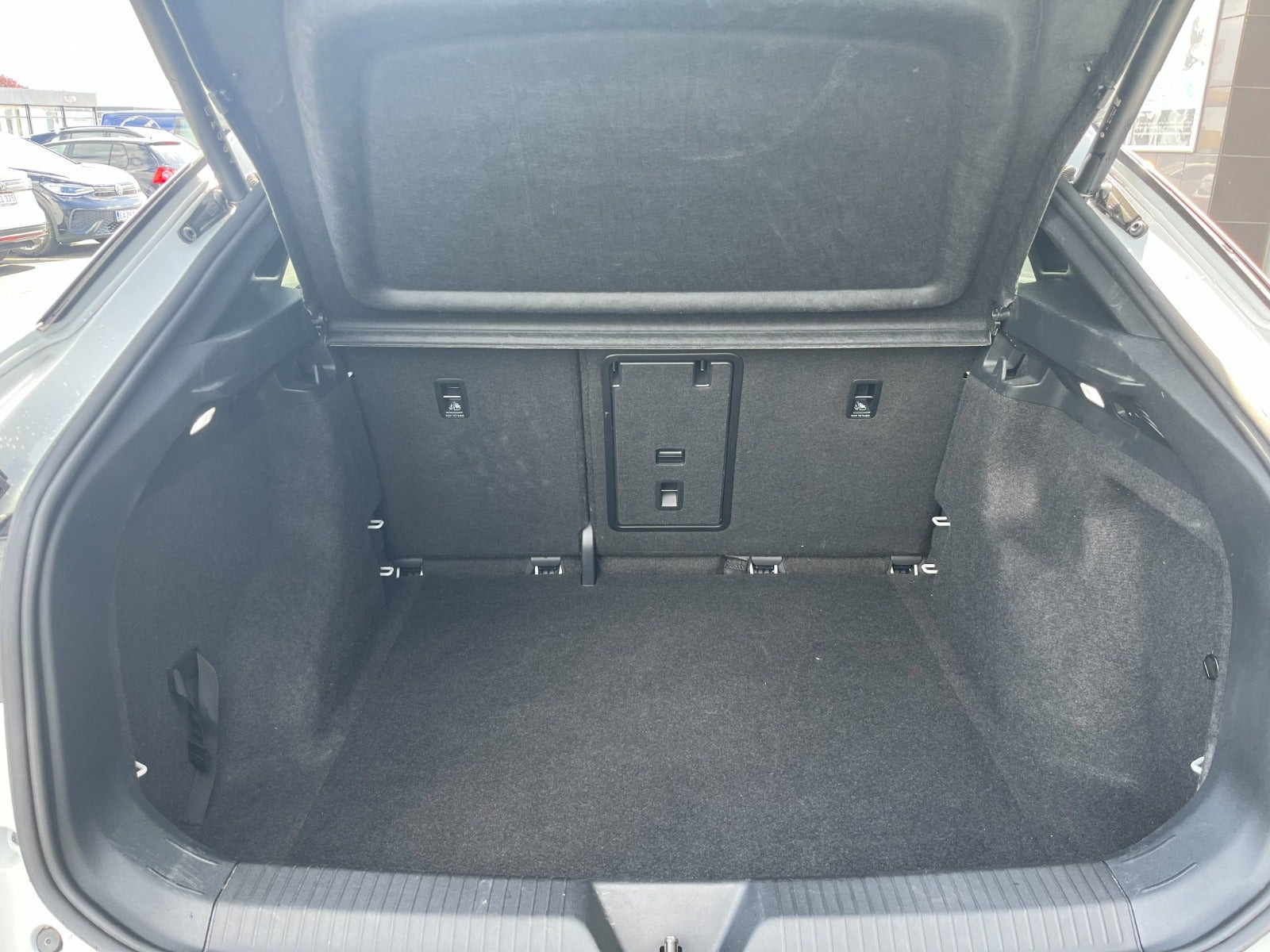 Hvid VW ID.5 fra 2025