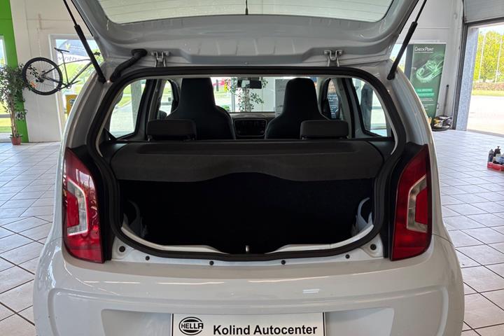 Blå VW UP! fra 2013