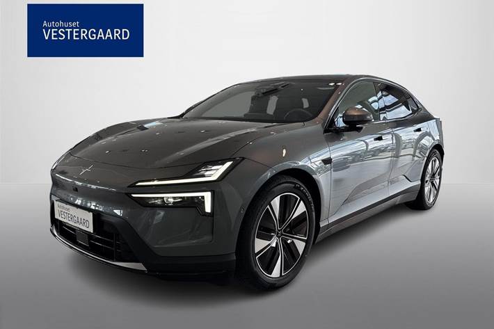 Grå Polestar 4 fra 2026