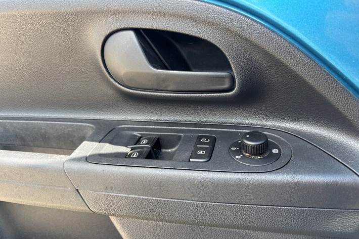 Blå Skoda Citigo fra 2018