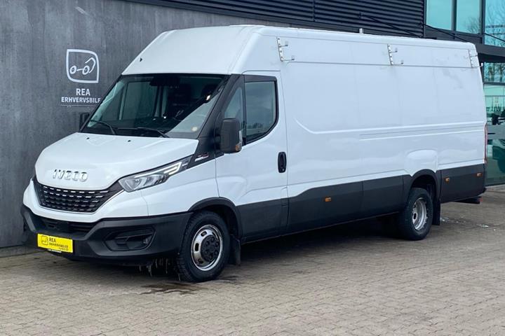 Hvid Iveco Daily fra 2021