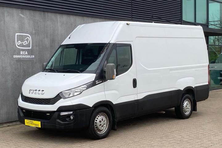 Hvid Iveco Daily fra 2016