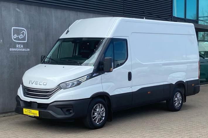 Hvid Iveco Daily fra 2026