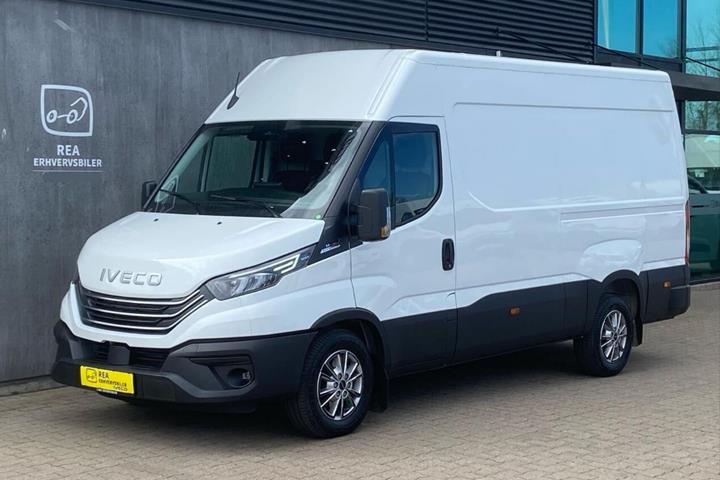 Hvid Iveco Daily fra 2026