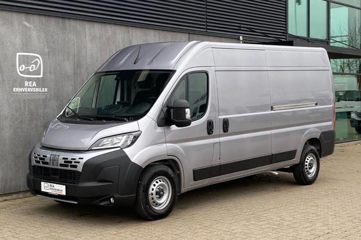 Grå Fiat Ducato fra 2027