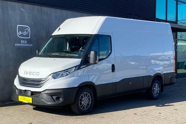 Hvid Iveco Daily fra 2026