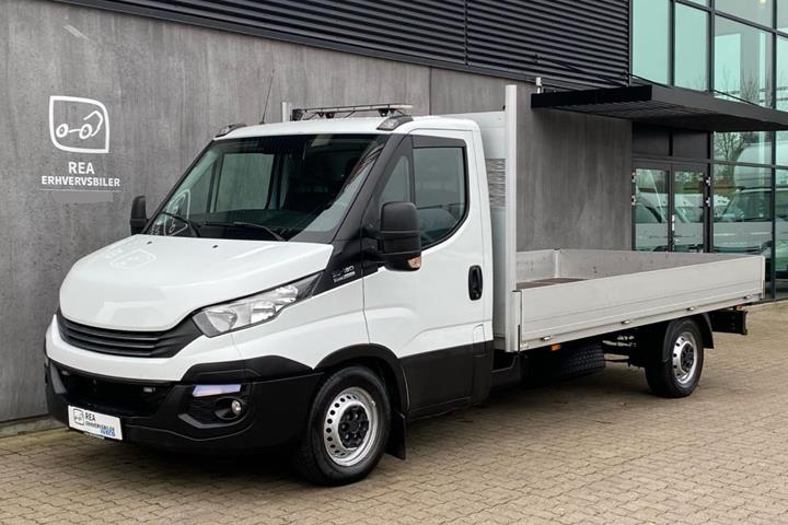 Hvid Iveco Daily fra 2018