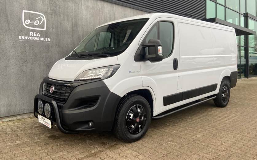 Fiat E-Ducato 35 Maxi L2H1 EL 122HK Van Aut.