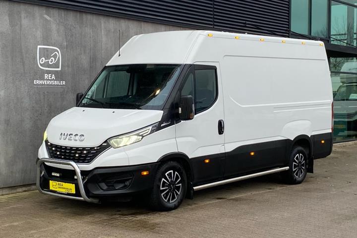 Hvid Iveco Daily fra 2021