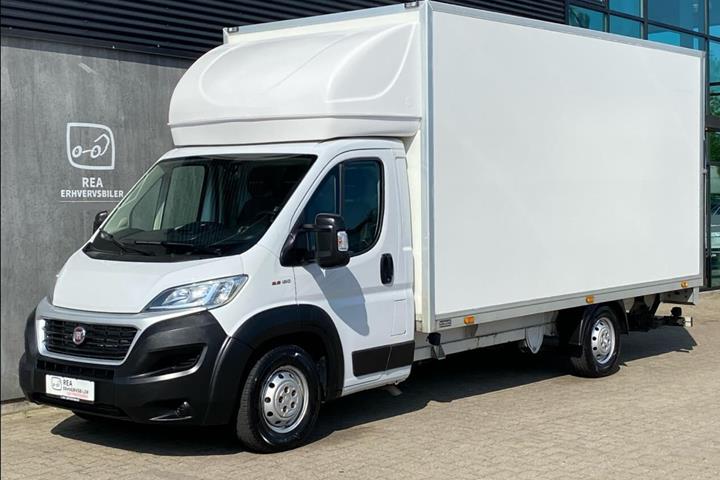 Hvid Fiat Ducato fra 2019