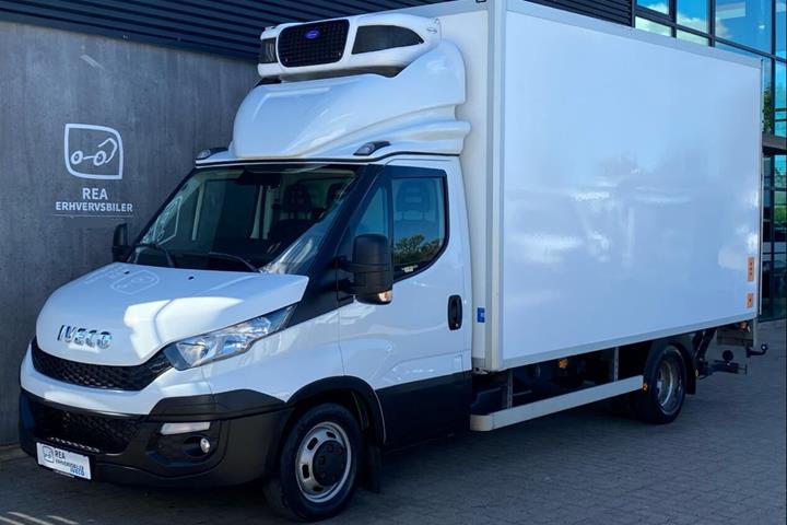 Hvid Iveco Daily fra 2016
