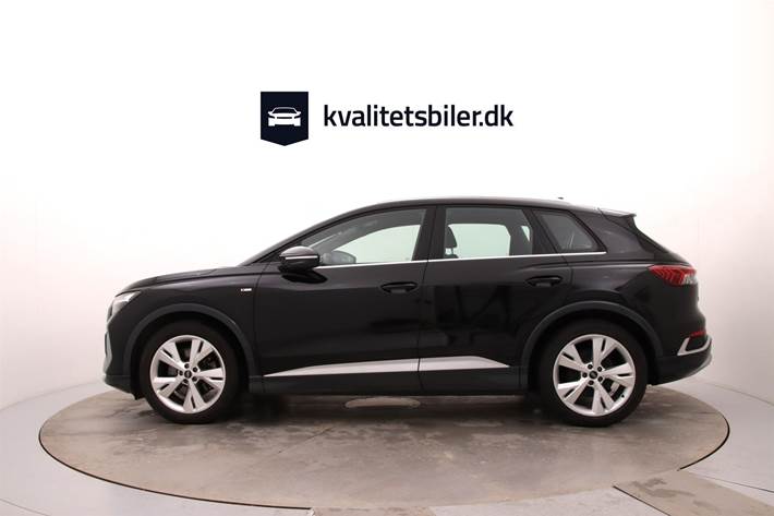 Sort Audi Q4 fra 2024