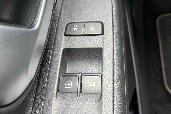 Hvid VW e-up fra 2020