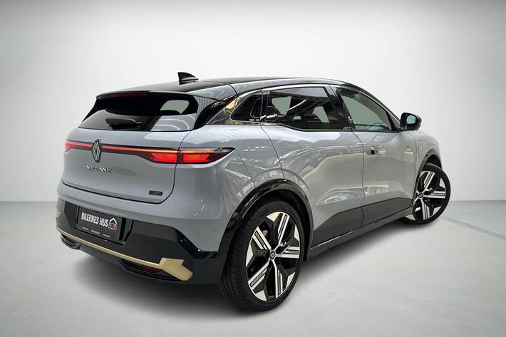 Grå Renault Mégane fra 2024