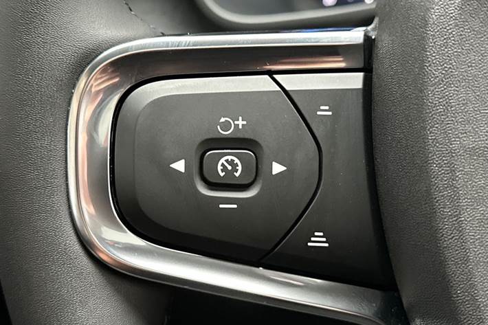 Blå Volvo C40 fra 2022