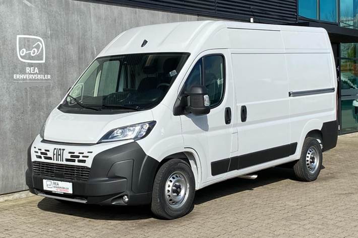 Hvid Fiat Ducato fra 2026