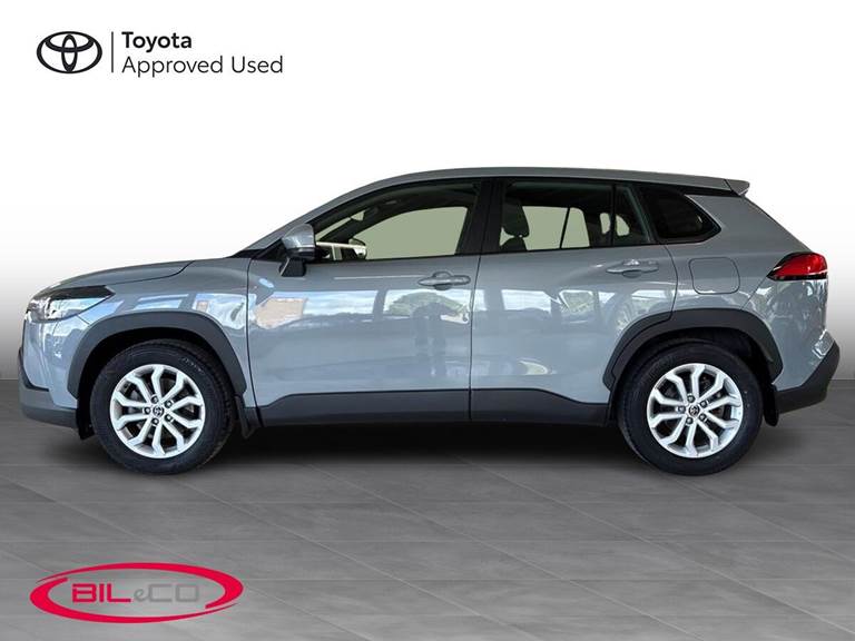 Toyota Corolla Cross 2,0 Hybrid Active E-CVT 197HK 5d Aut.