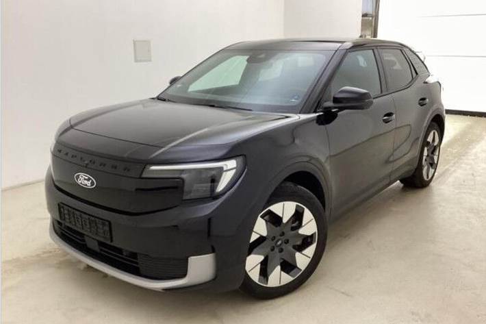 Sort Ford Explorer fra 2025