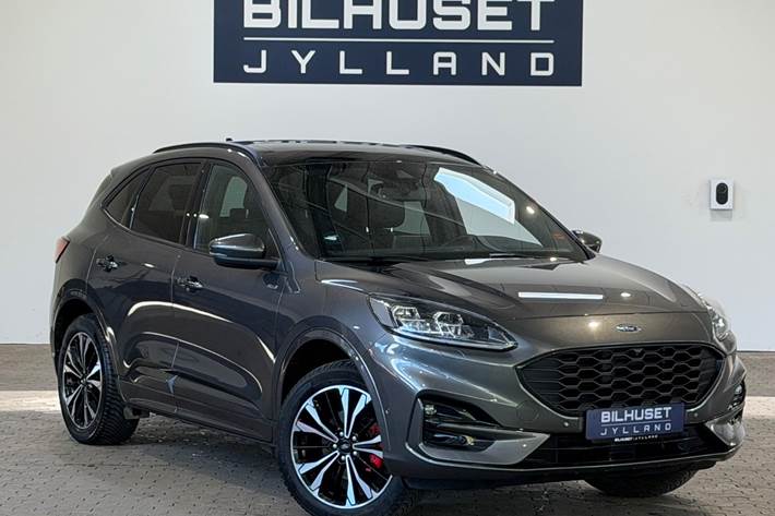 Grå Ford Kuga fra 2023