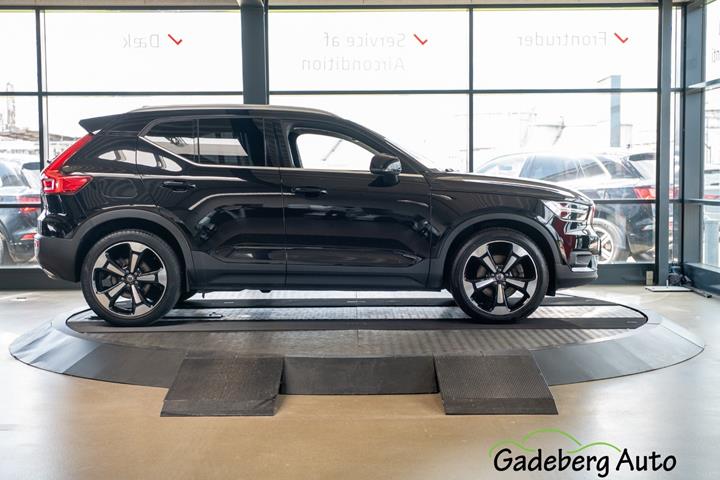 Sort Volvo XC40 fra 2019