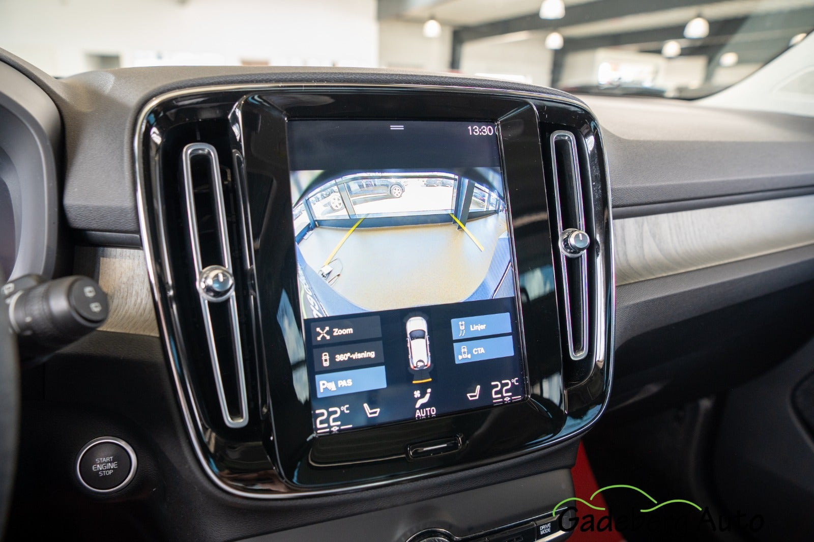 Sort Volvo XC40 fra 2019