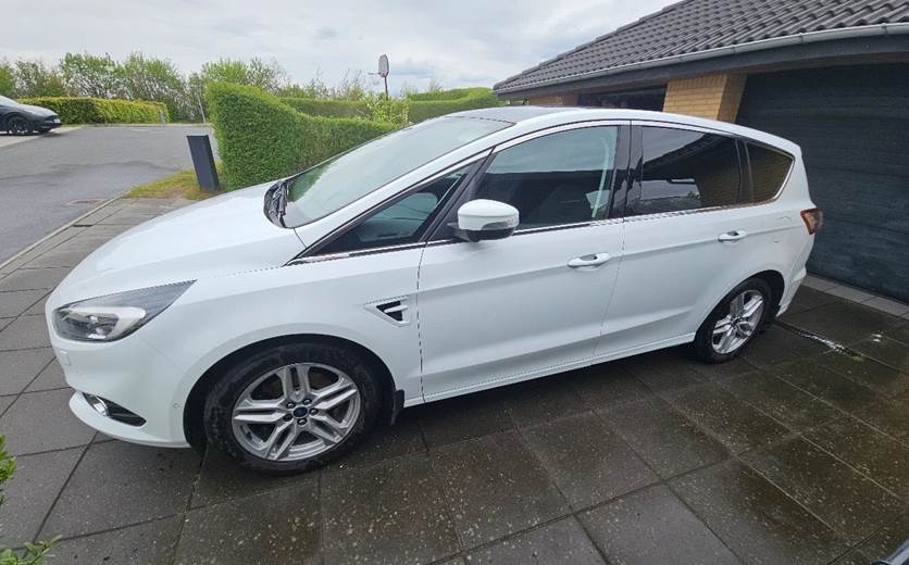 Ford S-MAX 2,0 TDCi 150 Titanium