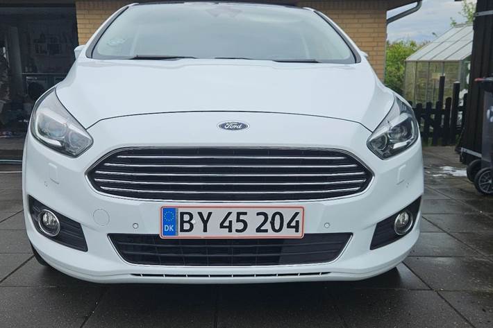 Hvid Ford S-MAX fra 2018