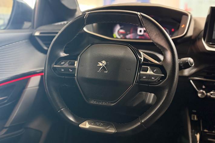 undefined Peugeot 208 fra 2023