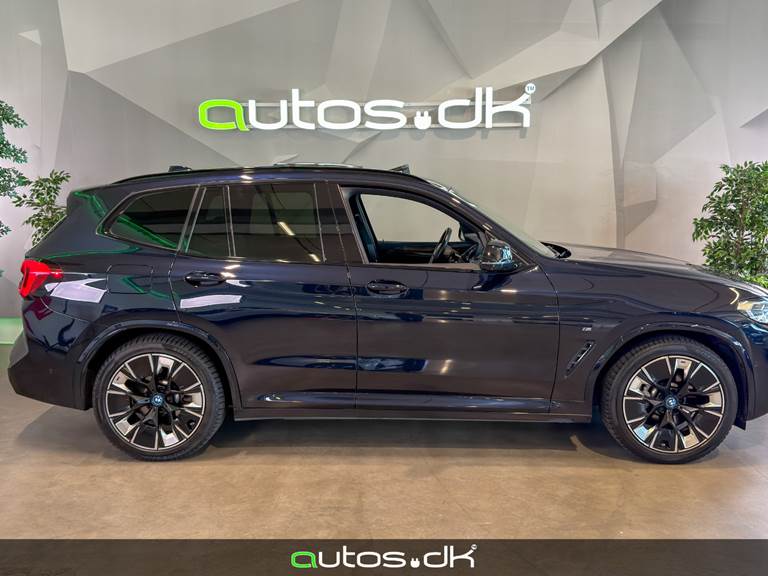 BMW iX3 Charged Plus M-Sport