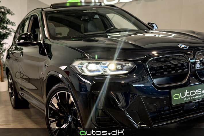 Sort BMW iX3 fra 2022
