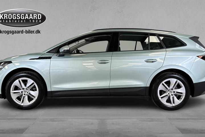 Sølv Skoda Enyaq fra 2023