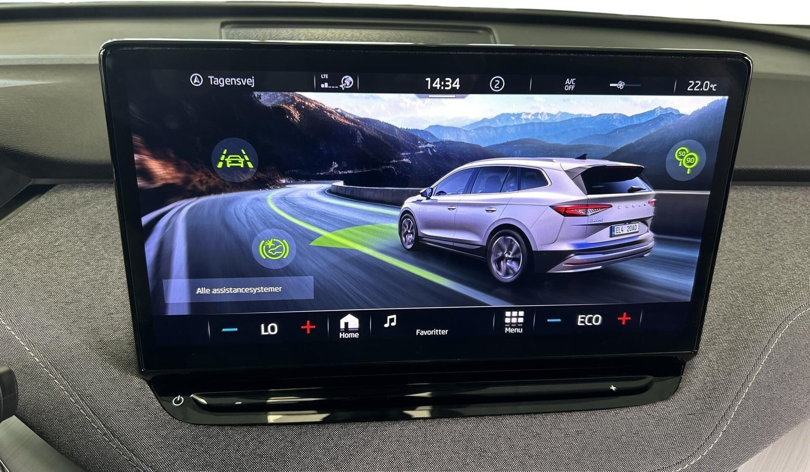 Sølv Skoda Enyaq fra 2023