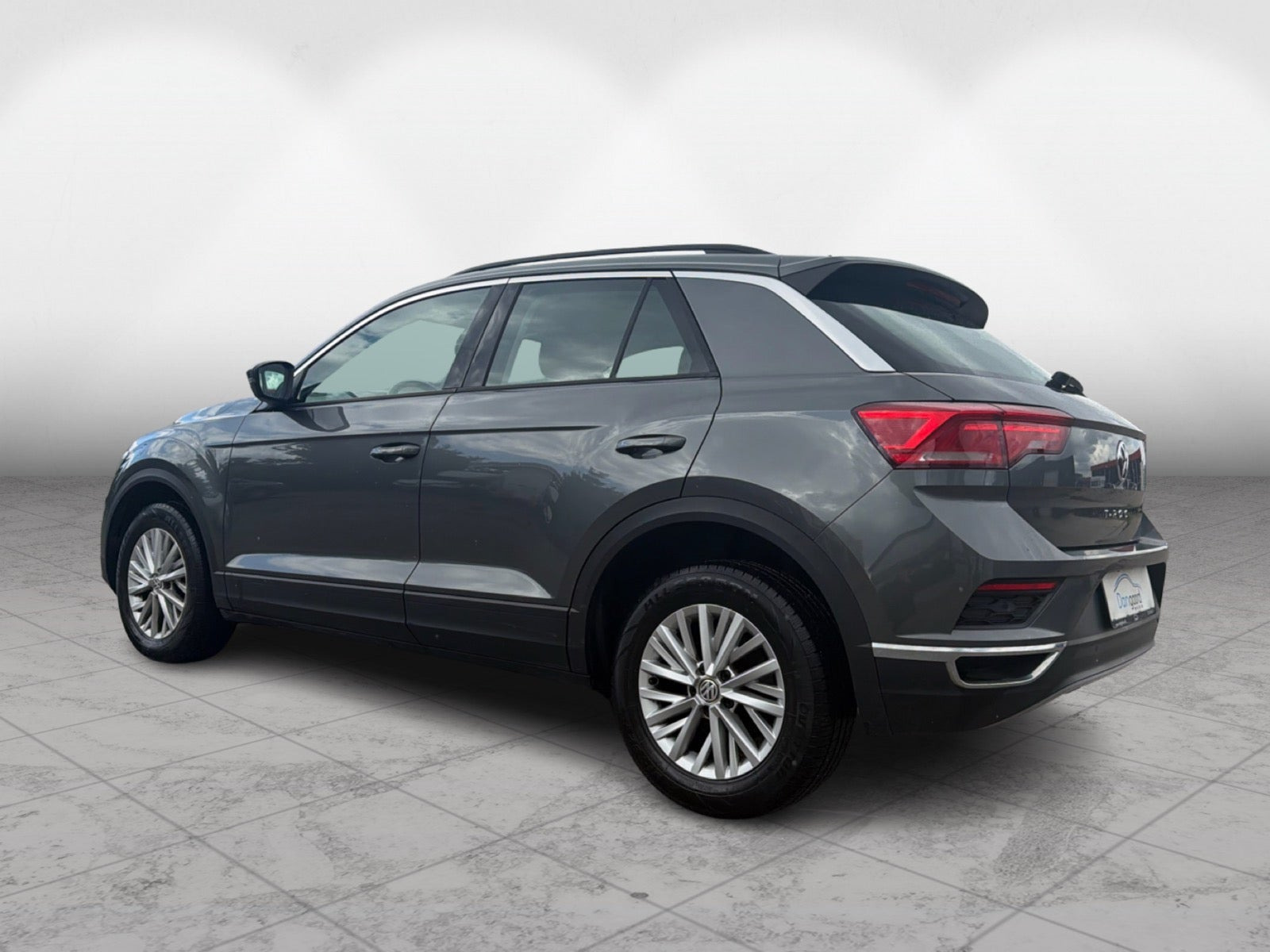 Grå VW T-Roc fra 2019