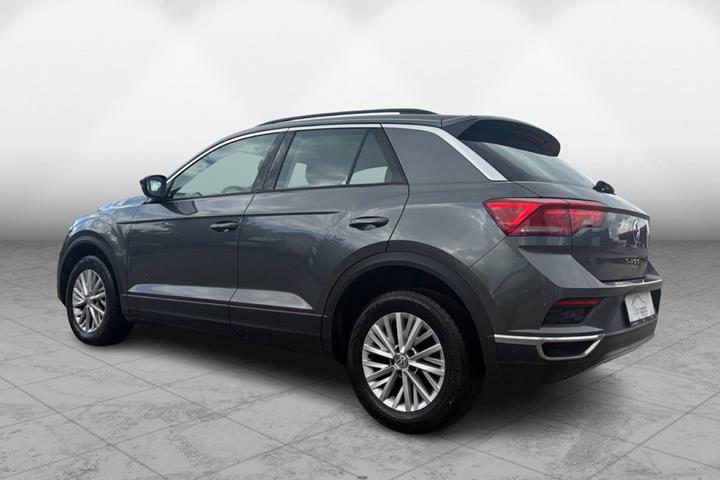 Grå VW T-Roc fra 2019