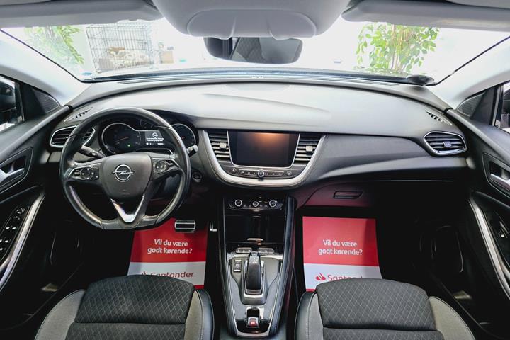 Sort Opel Grandland X fra 2021