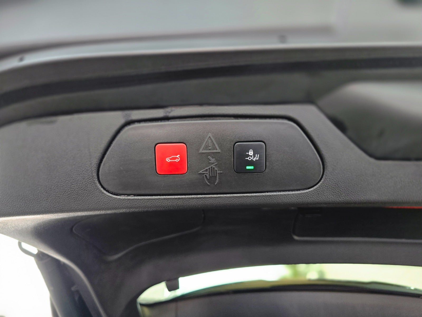 Sort Opel Grandland X fra 2021