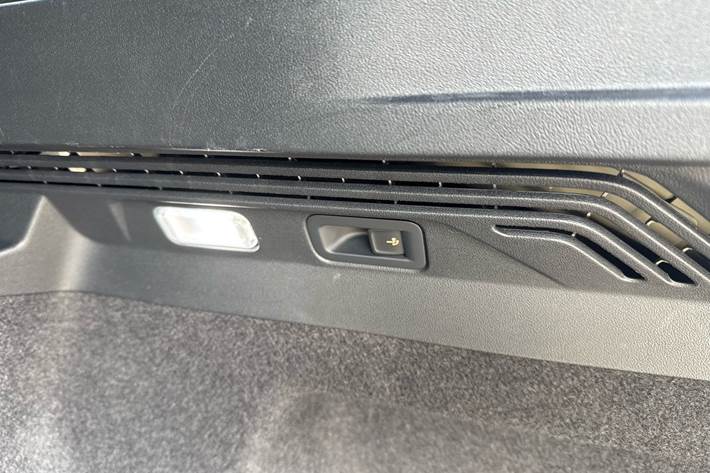 Hvid VW ID.4 fra 2021