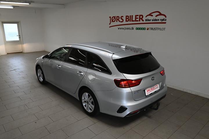 Sølv Kia Ceed fra 2020