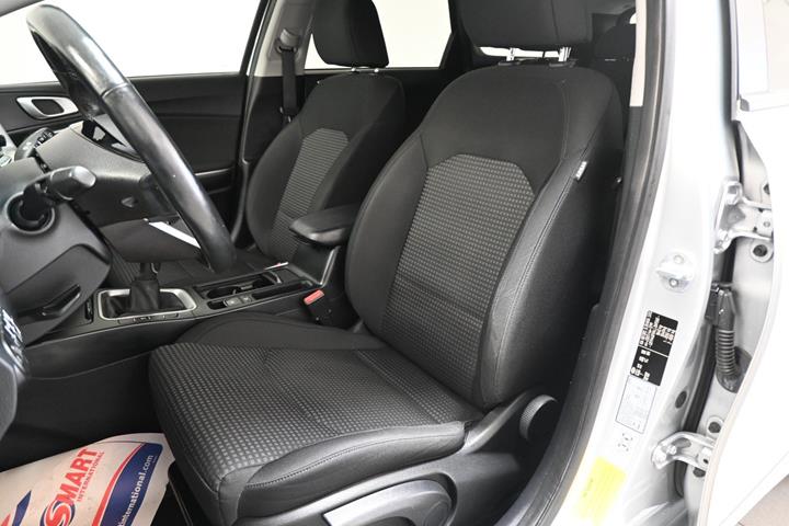Sølv Kia Ceed fra 2020