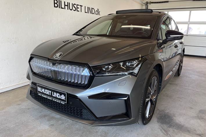 Grå Skoda Enyaq fra 2023