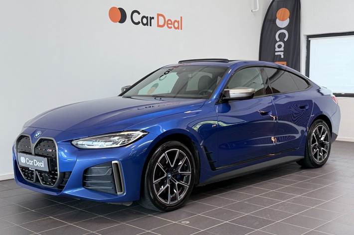 Blå BMW i4 fra 2022