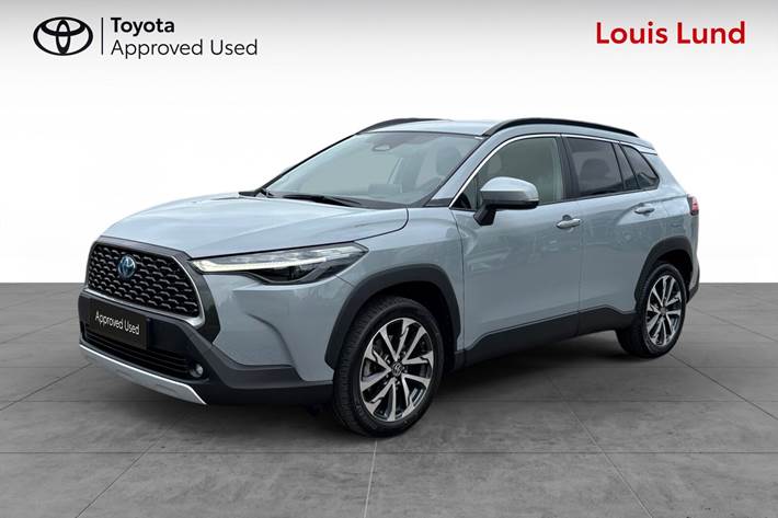 Grå Toyota Corolla Cross fra 2023