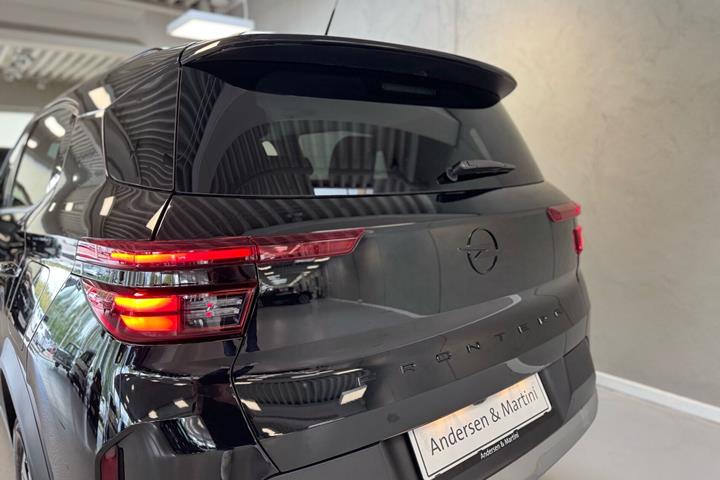 Sort Opel Frontera fra 2025