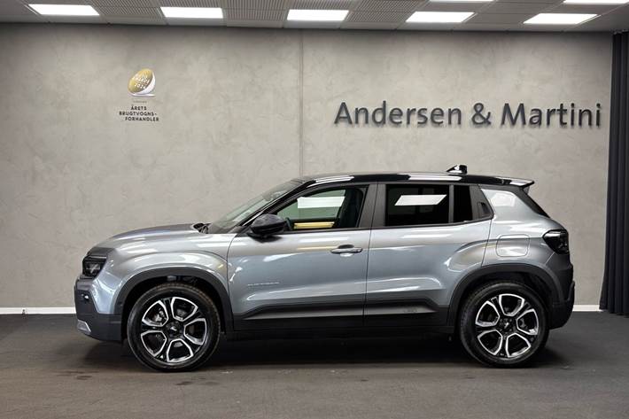 Grå Jeep Avenger fra 2023