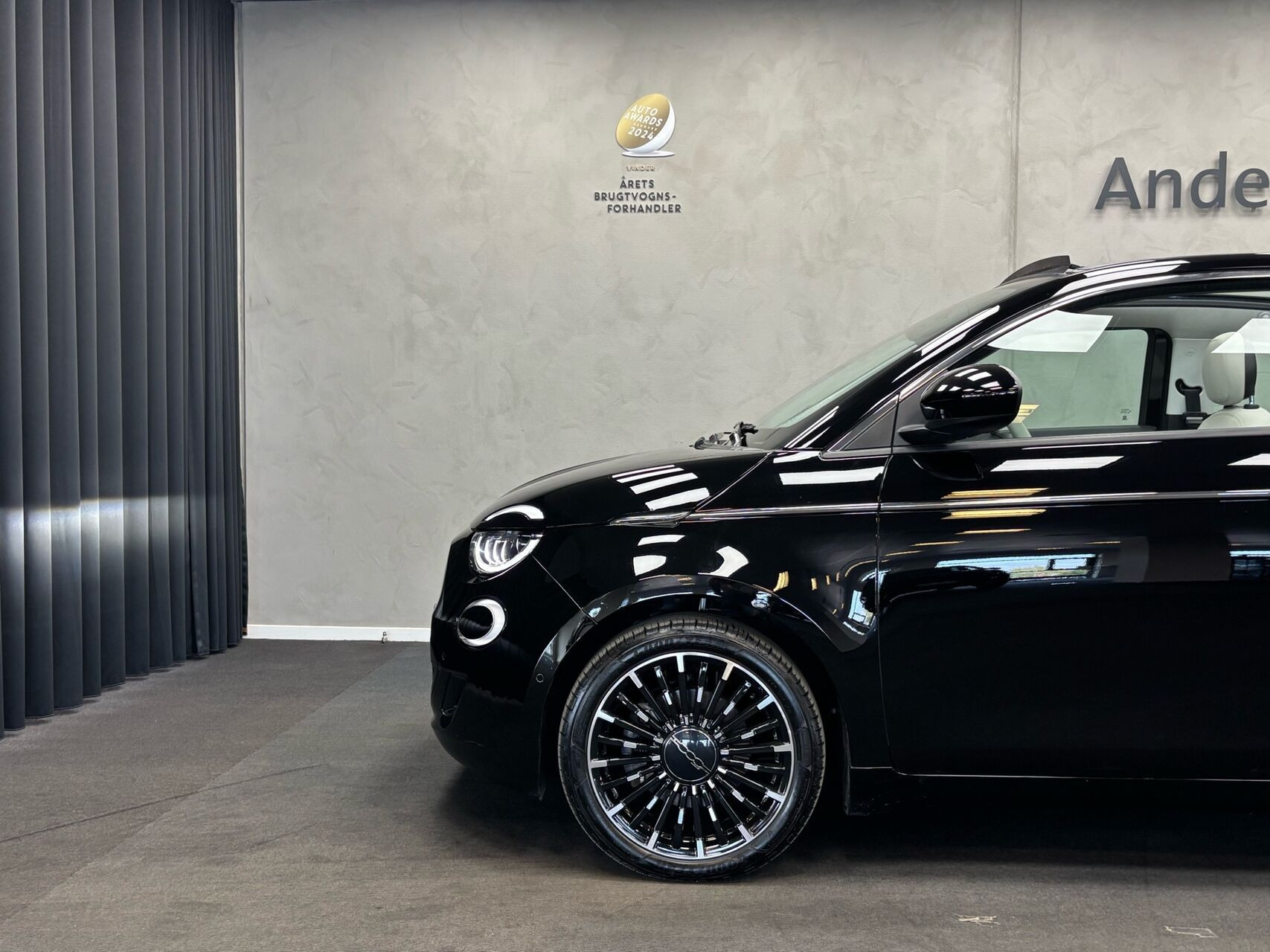 Sort Fiat 500e fra 2023